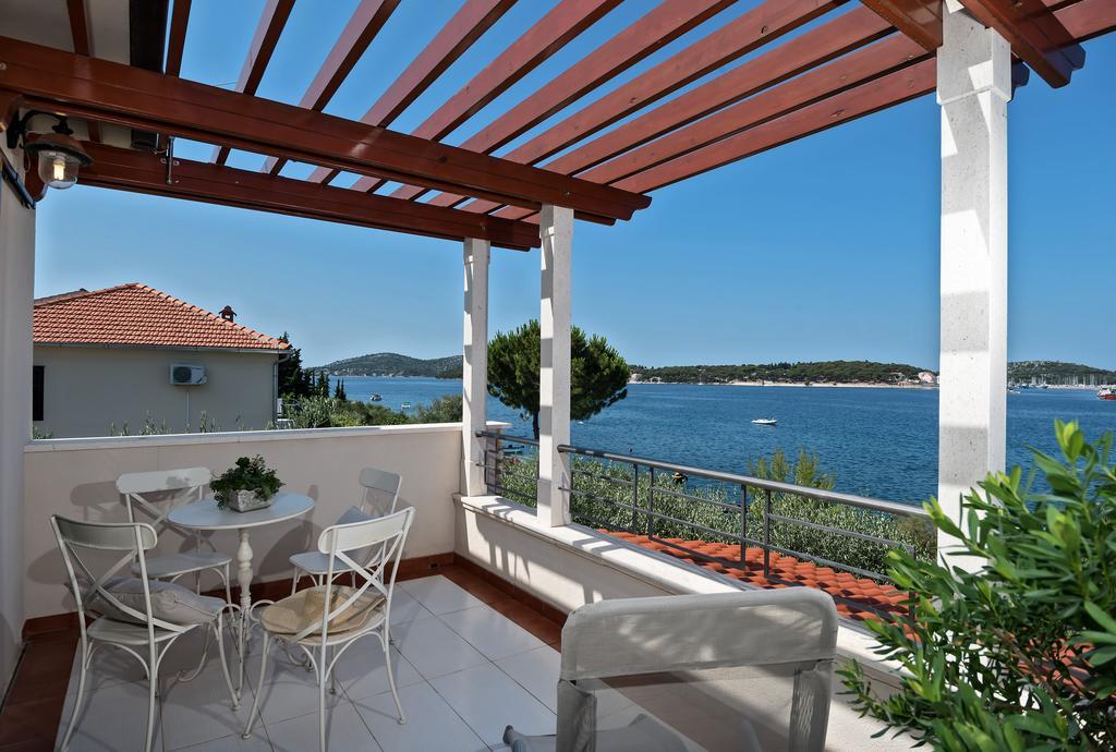 Apartman Roza Rogoznica  Exteriör bild